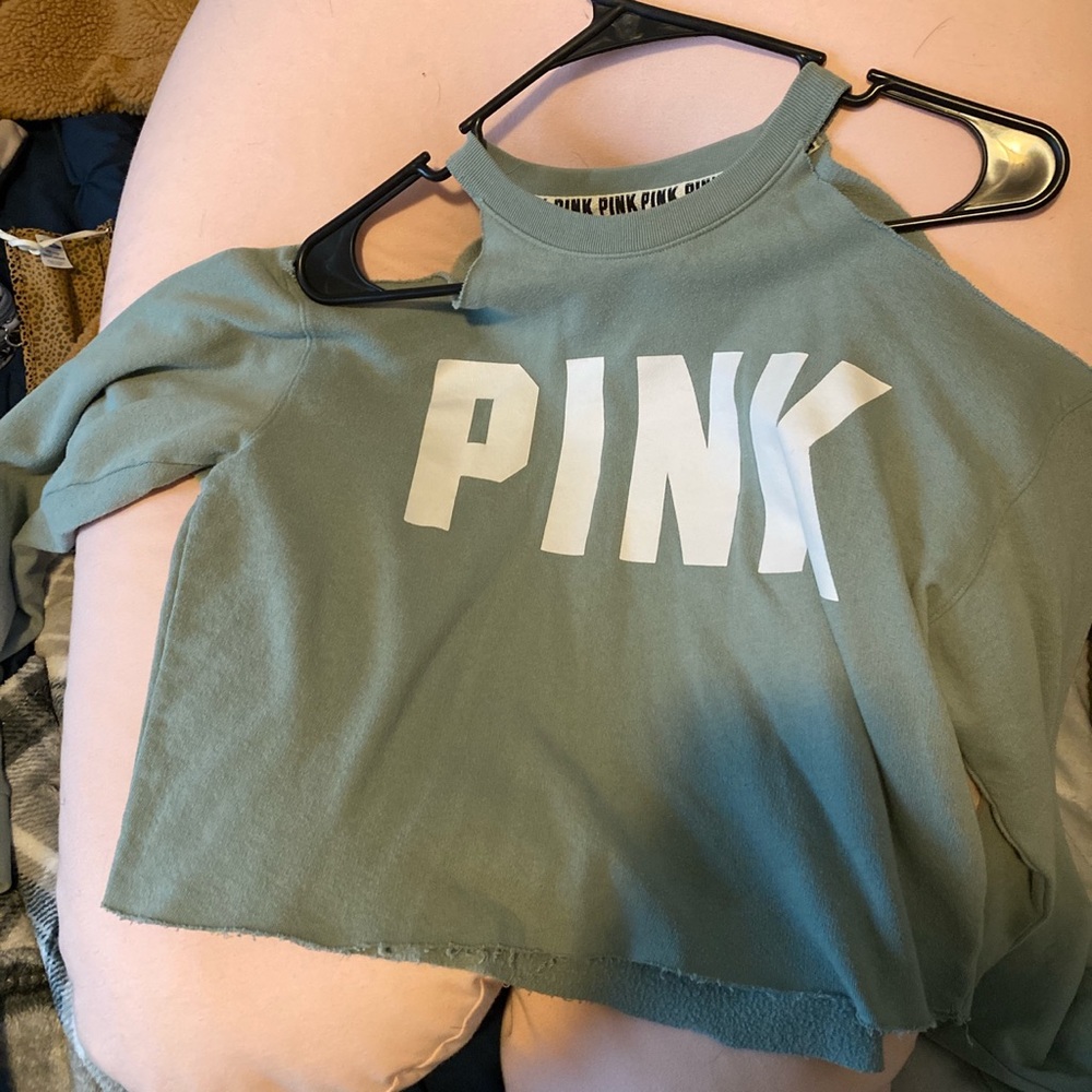 VS pink top